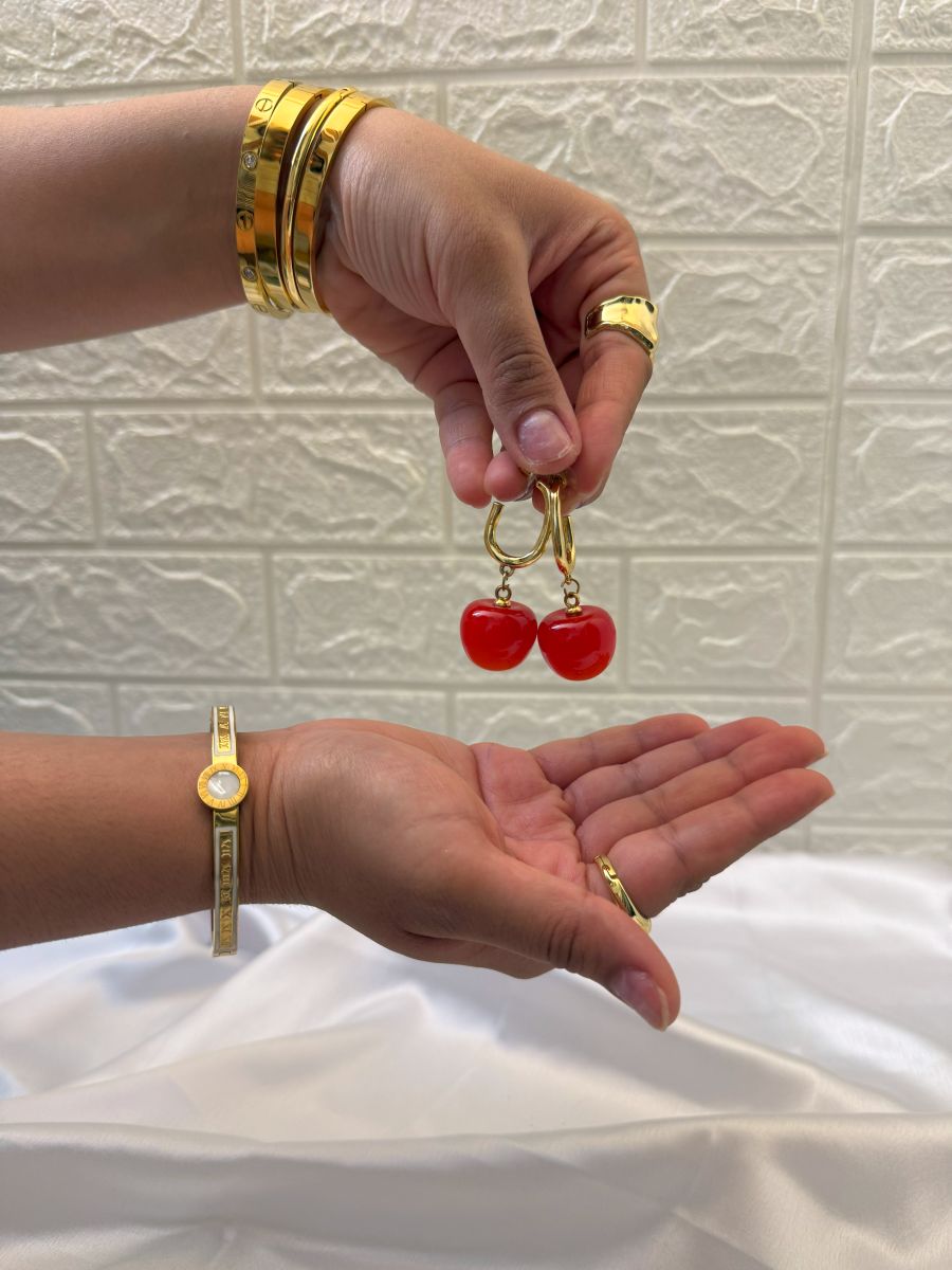 Cheri earrings